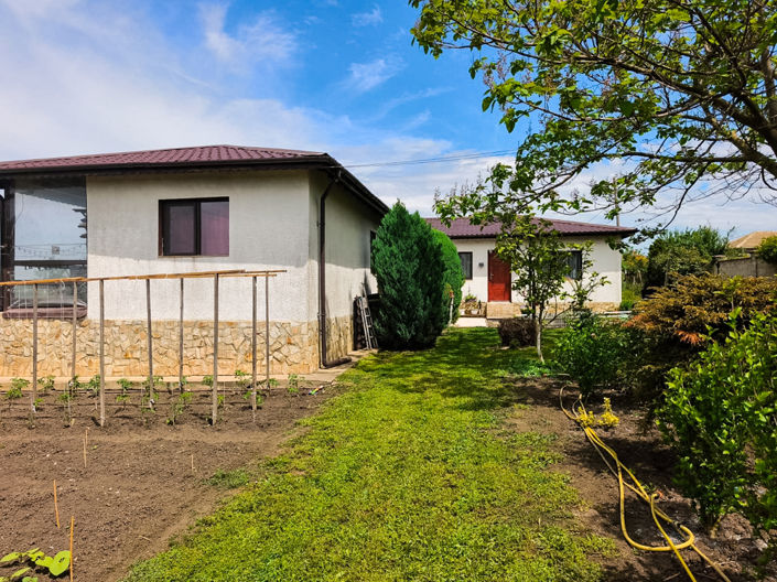 Image No.12-3 Bed House for sale