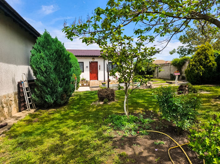 Image No.15-3 Bed House for sale