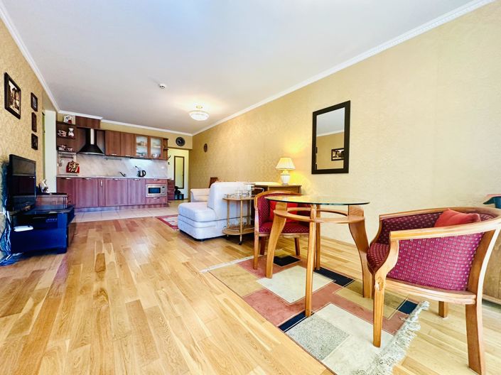 Image No.13-1 Bed Apartment for sale