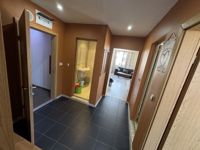 Image No.15-2 Bed Apartment for sale