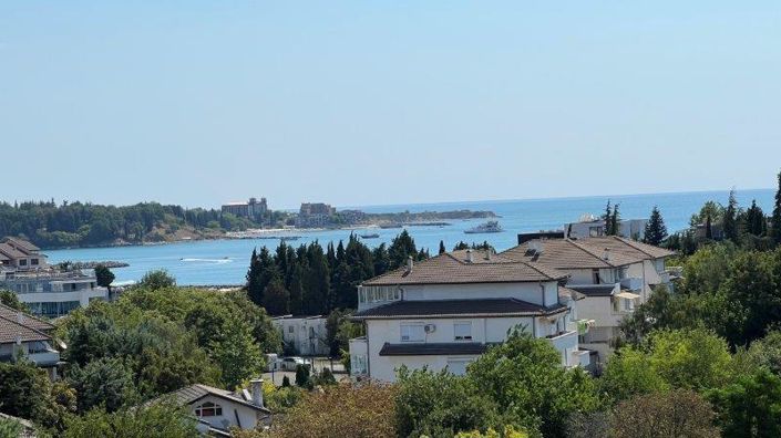 Image No.14-3 Bed Apartment for sale