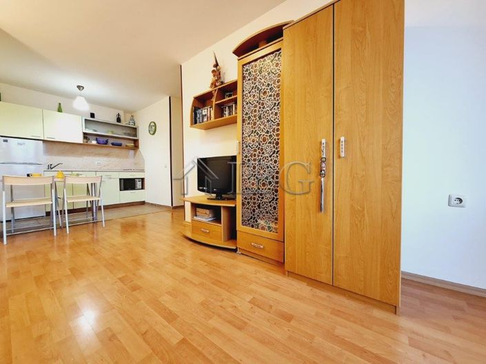 Image No.10-1 Bed Apartment for sale