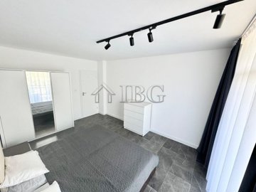 81f9d1dda44a1e5ff4204ff74ecf5466