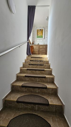 Image No.15-2 Bed House for sale