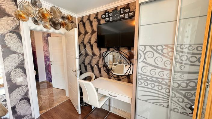 Image No.18-2 Bed Apartment for sale