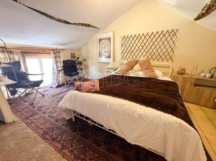 Image No.15-3 Bed House for sale