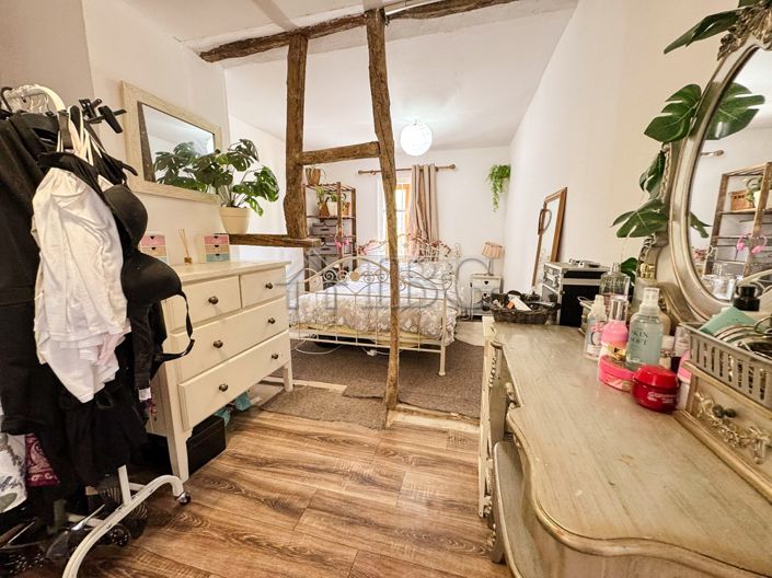 Image No.19-3 Bed House for sale