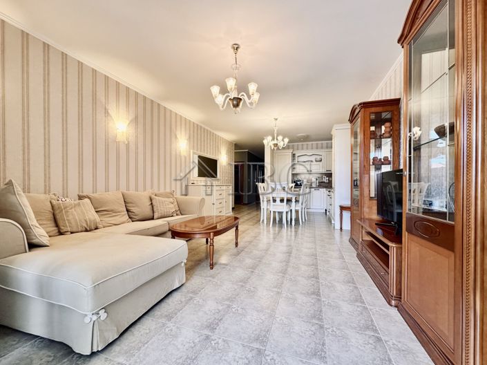 Image No.17-2 Bed Apartment for sale