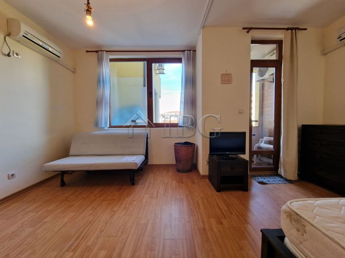 Image No.18-Apartment for sale