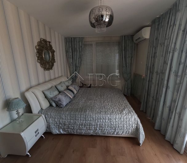 Image No.12-2 Bed Apartment for sale