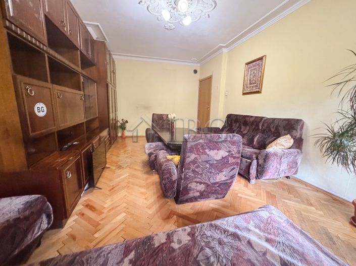 Image No.10-1 Bed Apartment for sale