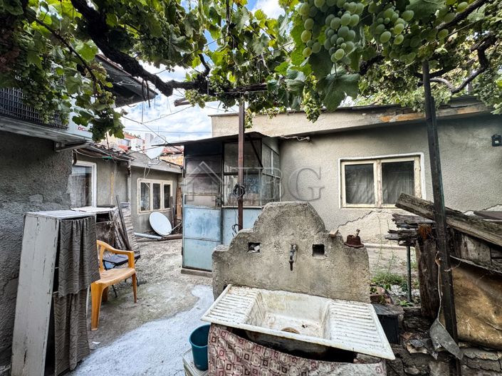 Image No.1-1 Bed House for sale