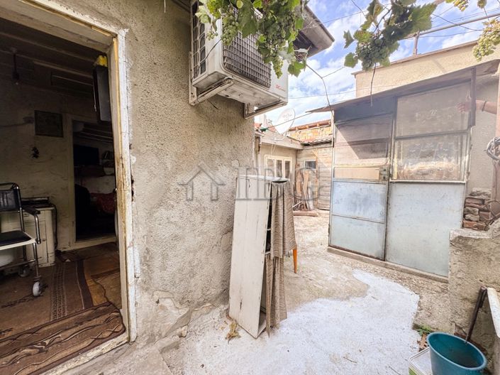 Image No.2-1 Bed House for sale