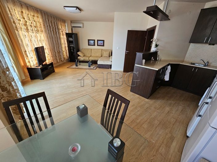 Image No.6-3 Bed House for sale