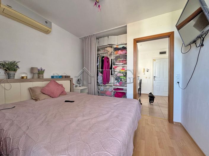 Image No.10-2 Bed Apartment for sale