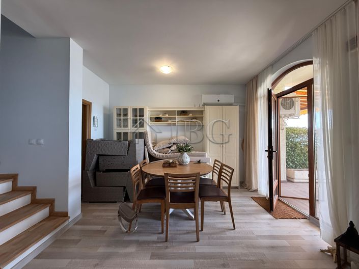 Image No.10-2 Bed Apartment for sale