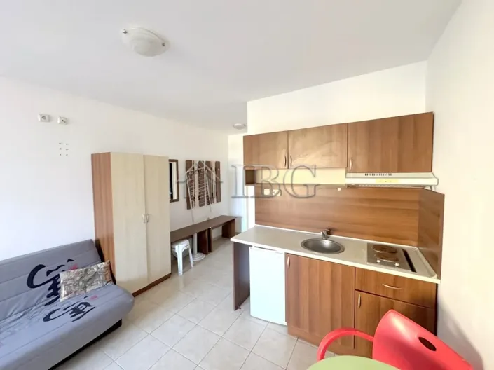 Image No.8-Apartment for sale