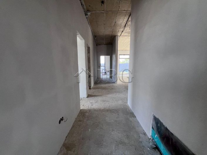 Image No.19-3 Bed House for sale