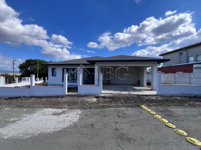 Image No.4-3 Bed House for sale