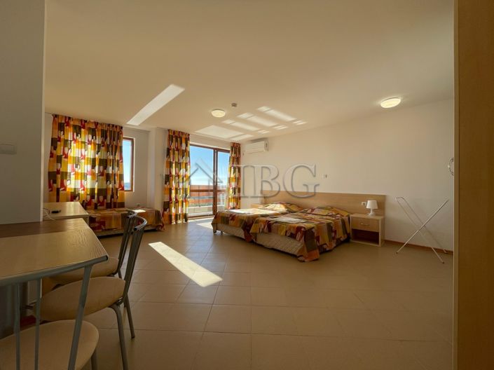 Image No.5-Apartment for sale