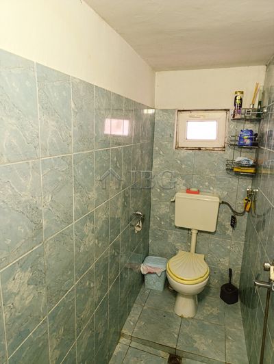 Image No.13-2 Bed House for sale