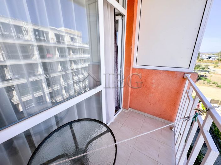 Image No.6-Apartment for sale