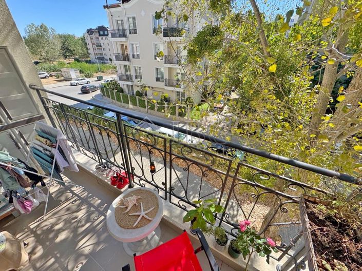 Image No.6-Apartment for sale