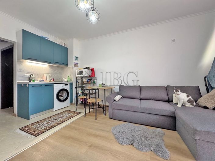 Image No.8-Apartment for sale