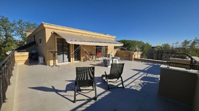 2 Bed Apartment for sale