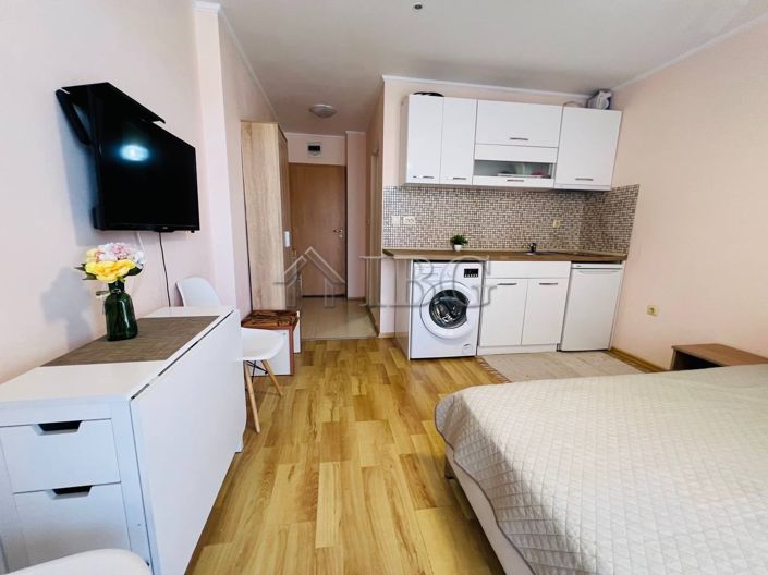 Image No.6-Apartment for sale