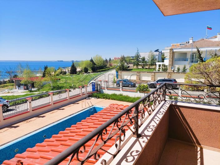 Image No.16-2 Bed Apartment for sale