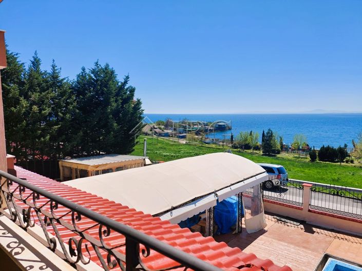 Image No.18-2 Bed Apartment for sale