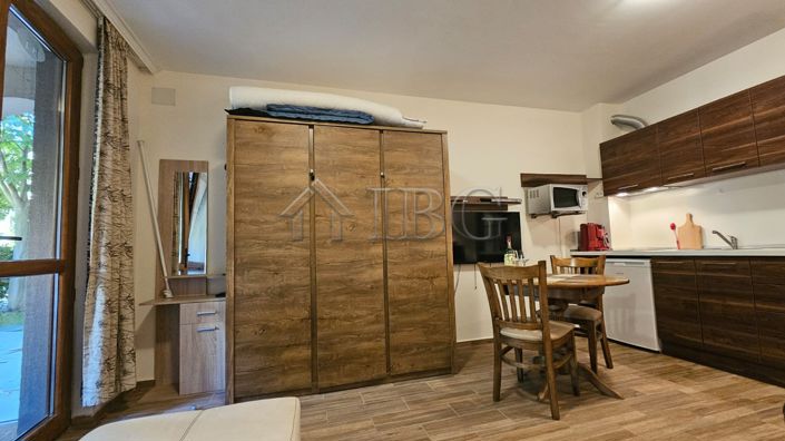 Image No.8-Apartment for sale