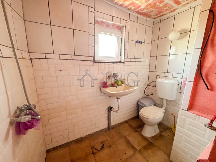 Image No.14-3 Bed House for sale