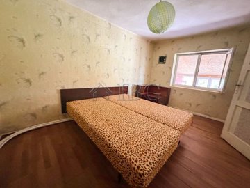 3-bedroom-renovated-house-near-ruse-11