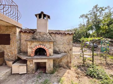 2-houses-and-garage-close-to-ruse-chervena-vo