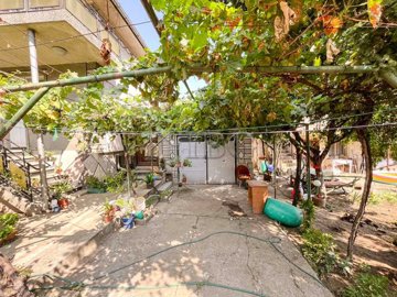 2-houses-and-garage-close-to-ruse-chervena-vo