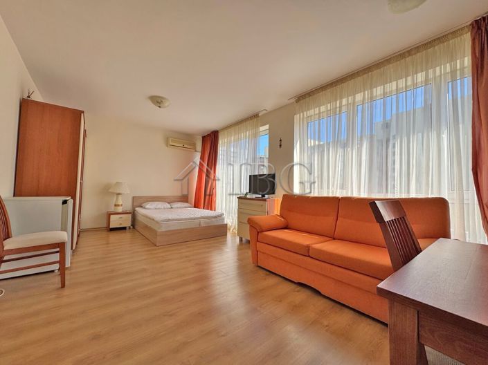 Image No.5-Apartment for sale