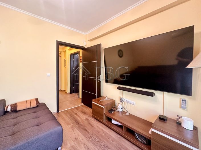 Image No.20-4 Bed House for sale