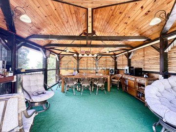 house-with-pool-kosharitsa-63