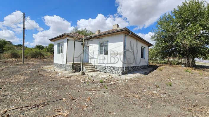 Image No.15-2 Bed House for sale