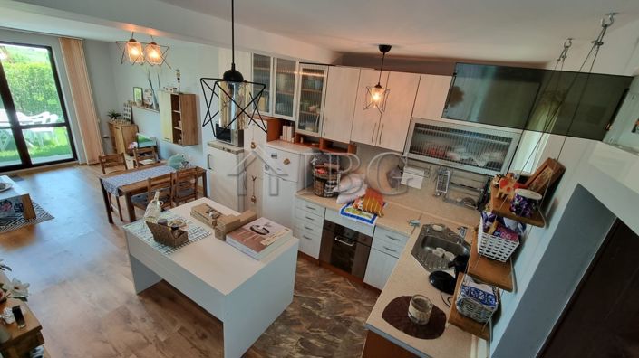 Image No.14-2 Bed House for sale