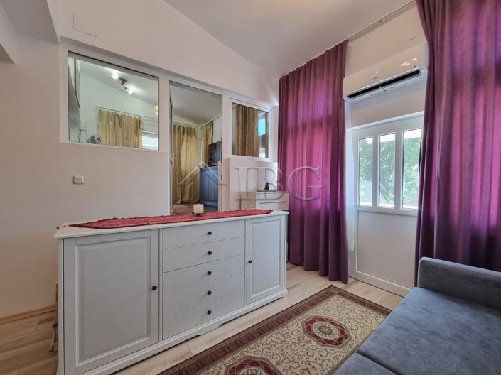 Image No.12-3 Bed House for sale