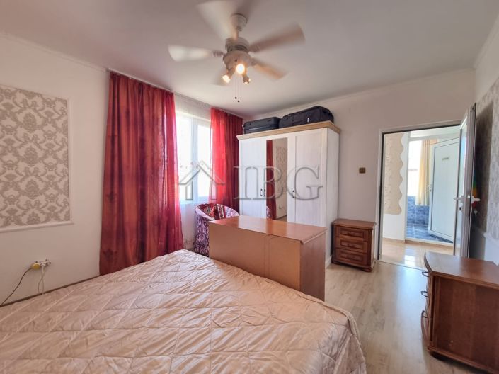 Image No.19-3 Bed House for sale