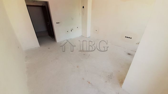 Image No.6-Apartment for sale