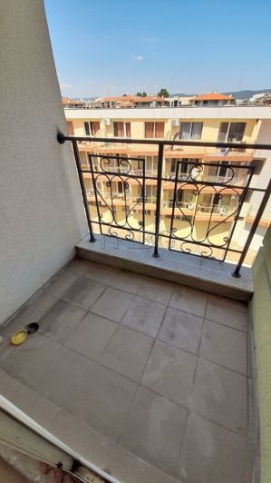 Image No.8-Apartment for sale