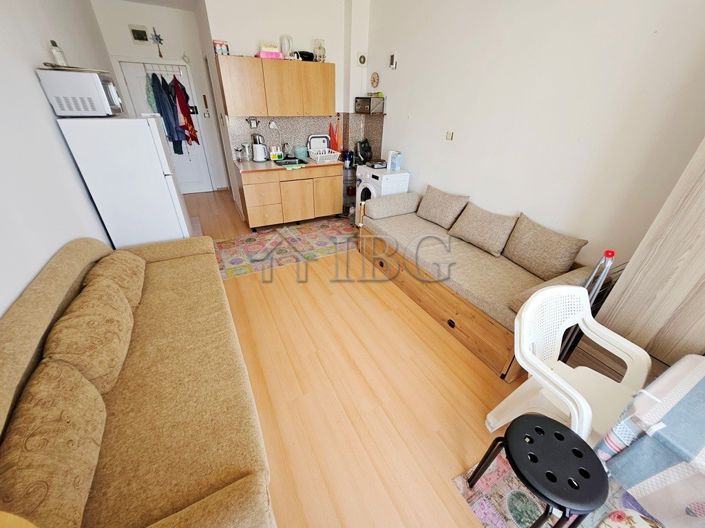 Image No.8-Apartment for sale