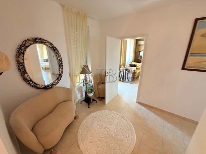 Image No.18-2 Bed Apartment for sale