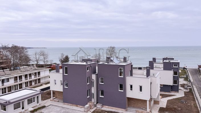 Image No.10-3 Bed Apartment for sale