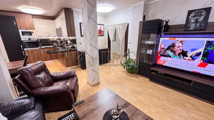 Image No.12-3 Bed Apartment for sale